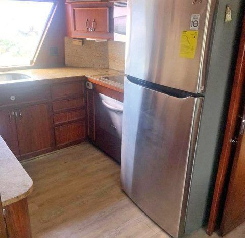 
								HATTERAS MOTOR YACHTS 61 full									
