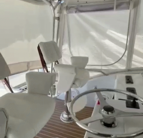 
								HATTERAS SPORT FISHERMAN 50 full									