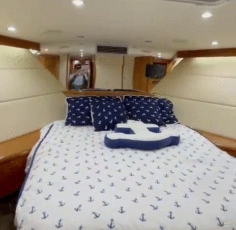 
								HATTERAS SPORT FISHERMAN 50 full									