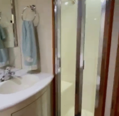 
								HATTERAS SPORT FISHERMAN 50 full									