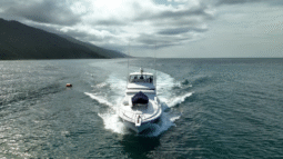 
										BERTRAM CONVERTIBLE 60 full									