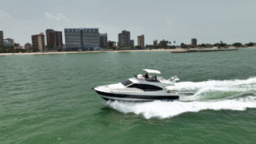 FERRETTI 47