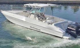 EXTREME MARINE CUDDY 30