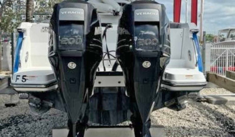 
								BLACKFIN 272CC 27 full									