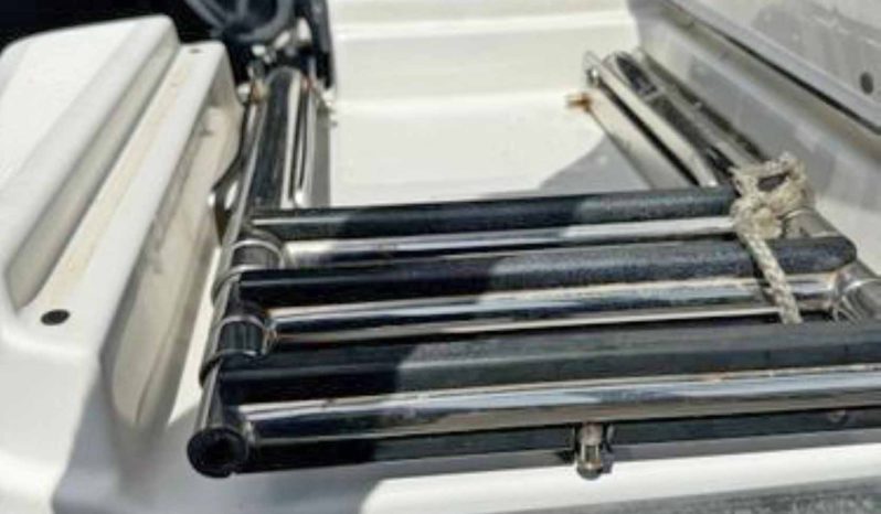 
								BLACKFIN 272CC 27 full									