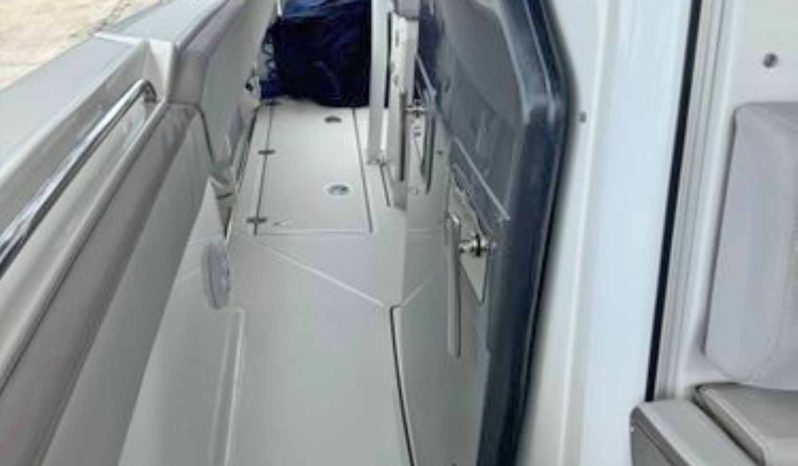 
								BLACKFIN 272CC 27 full									