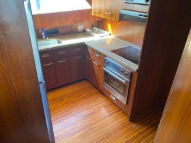 HATTERAS CMY 61