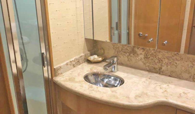 
								HATTERAS CONVERTIBLE 55 full									