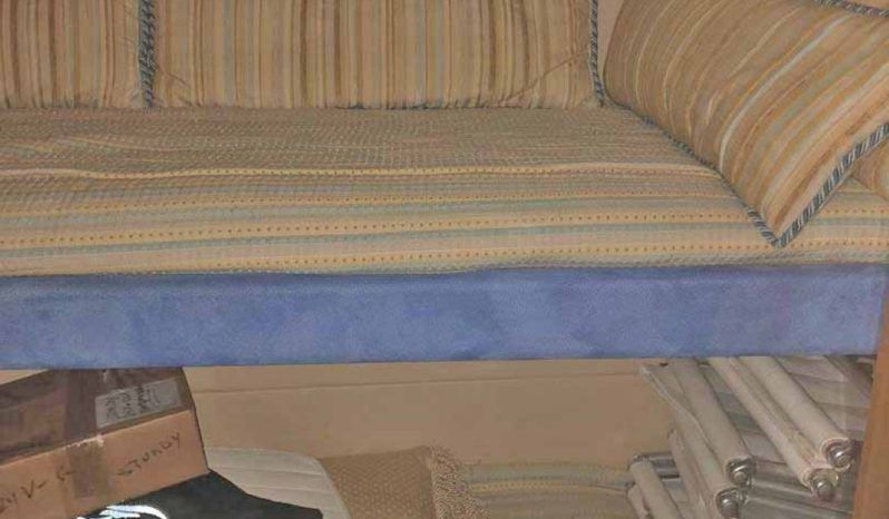 
								HATTERAS CONVERTIBLE 55 full									