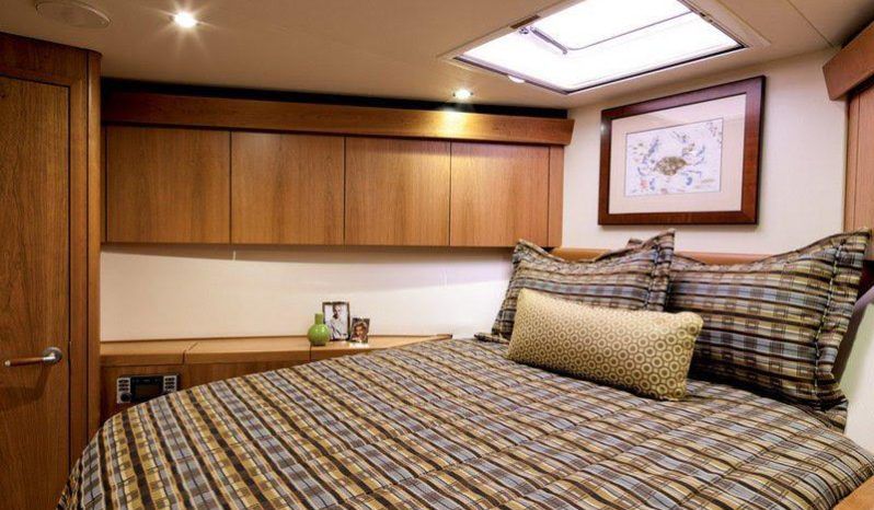 
								HATTERAS SPORT FISHING 54 full									