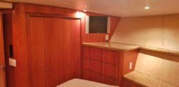 
										HATTERAS SPORT FISHERMAN 65 full									