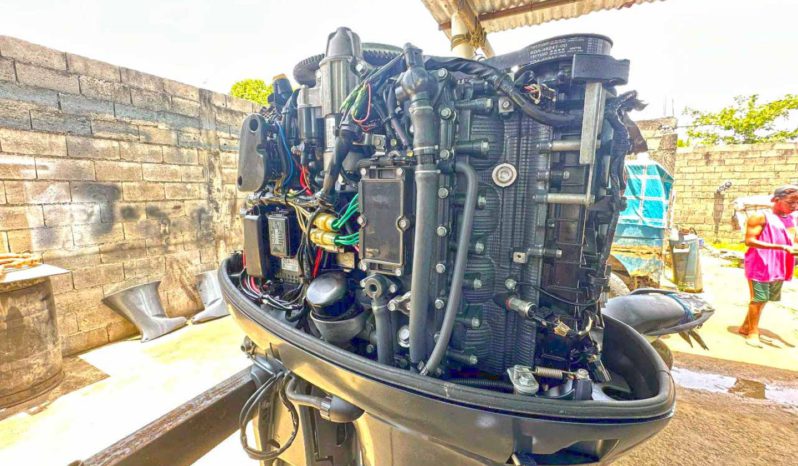 
								PAREJA YAMAHA FOUR STROKE 200HP full									