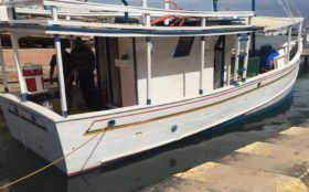 BARCO DE PESCA MADERA 10.8 MTS