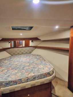 
										SILVERTON CONVERTIBLE 42 full									