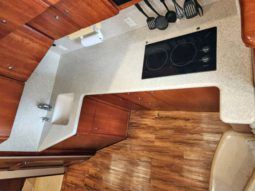 
										SILVERTON CONVERTIBLE 42 full									
