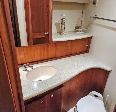 
								SILVERTON CONVERTIBLE 42 full									