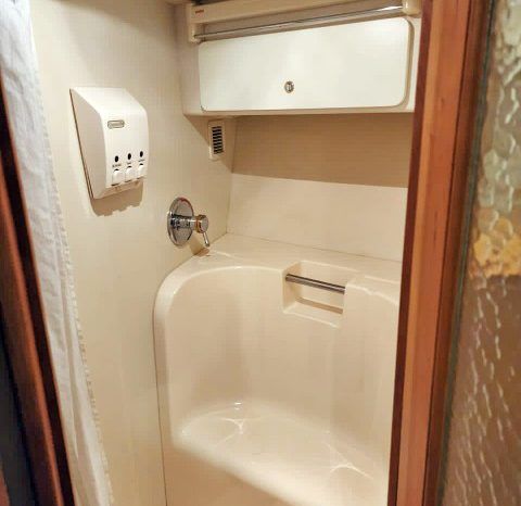 
								SILVERTON CONVERTIBLE 42 full									