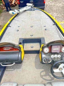 
										TRITON BOATS TR 19 full									