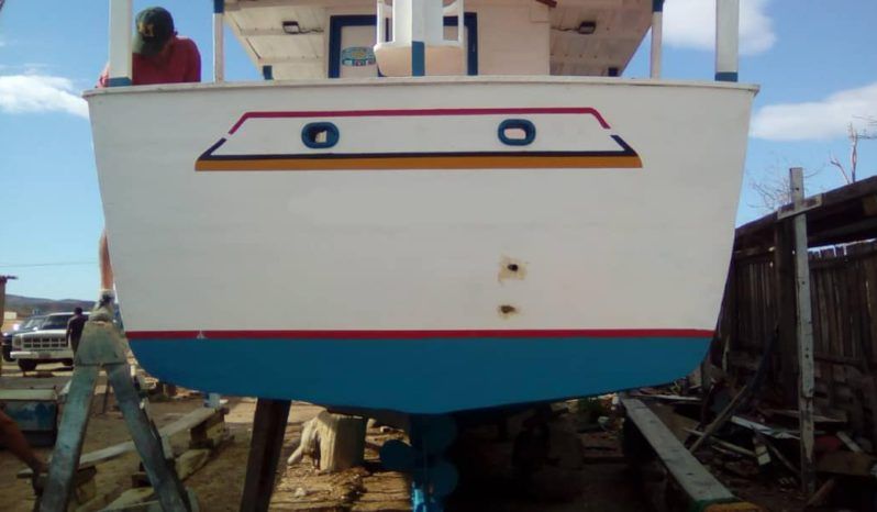 
								BARCO DE PESCA MADERA 10.8 MTS full									
