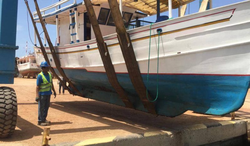 
								BARCO DE PESCA MADERA 10.8 MTS full									