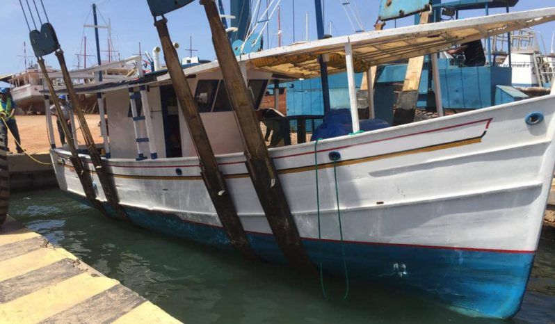 
								BARCO DE PESCA MADERA 10.8 MTS full									