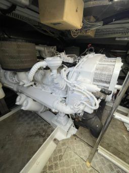 
										AZIMUT 58 full									