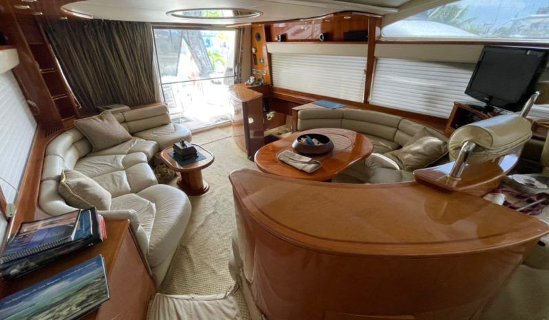 
								AZIMUT 58 full									