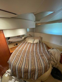 
										AZIMUT 58 full									