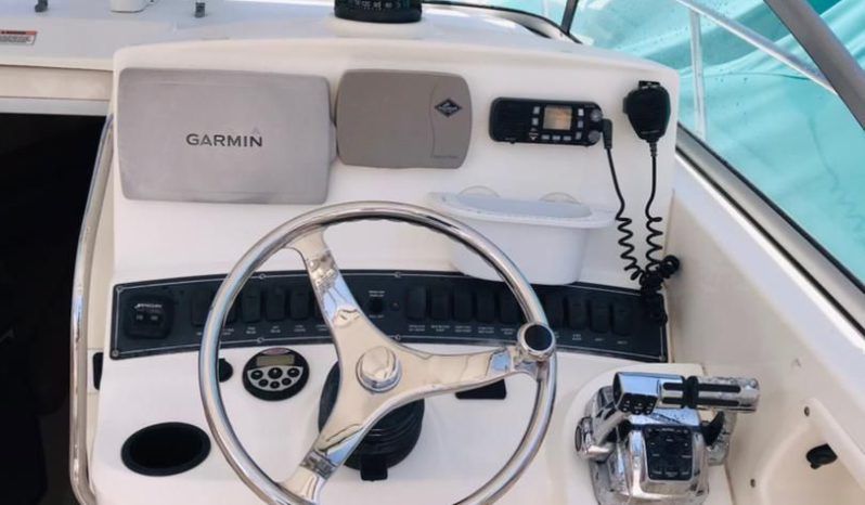 
								BOSTON WHALER CONQUEST 28 full									