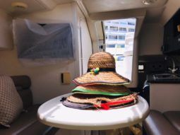 
										BOSTON WHALER CONQUEST 28 full									