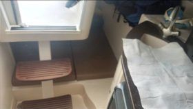 BOSTON WHALER CONQUEST 28