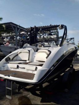 
										YAMAHA LIMITED S 242 24 full									