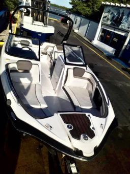 
										YAMAHA LIMITED S 242 24 full									