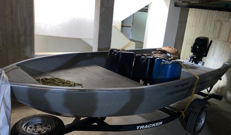 
								TRACKER 14 full									