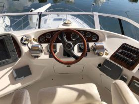 SEA RAY SEDAN BRIDGE 40