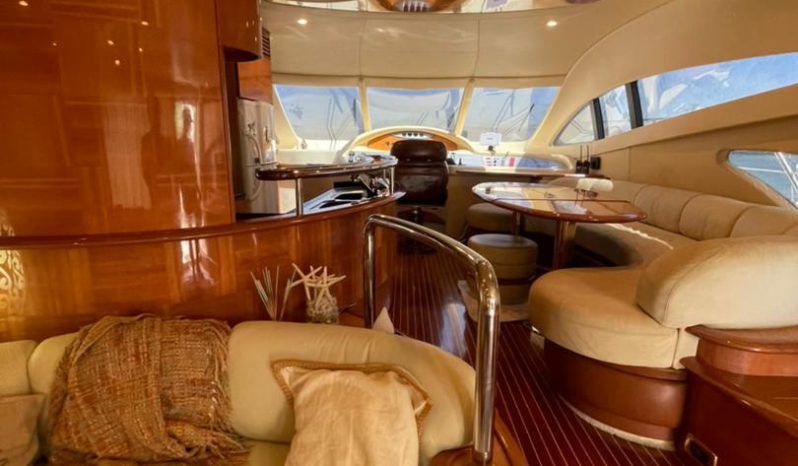 
								AZIMUT 62 full									