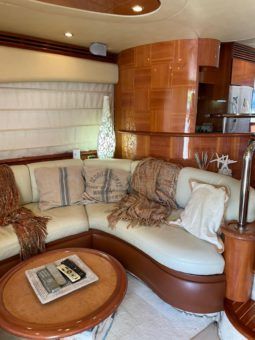 
										AZIMUT 62 full									