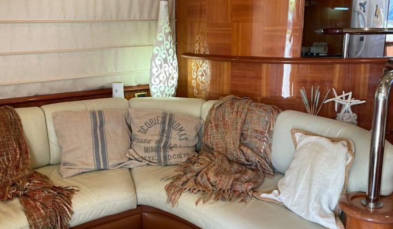 
								AZIMUT 62 full									