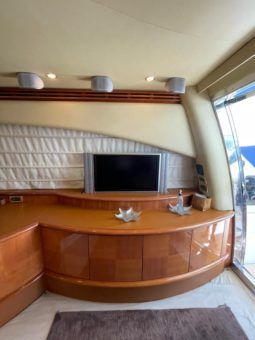 
										AZIMUT 62 full									