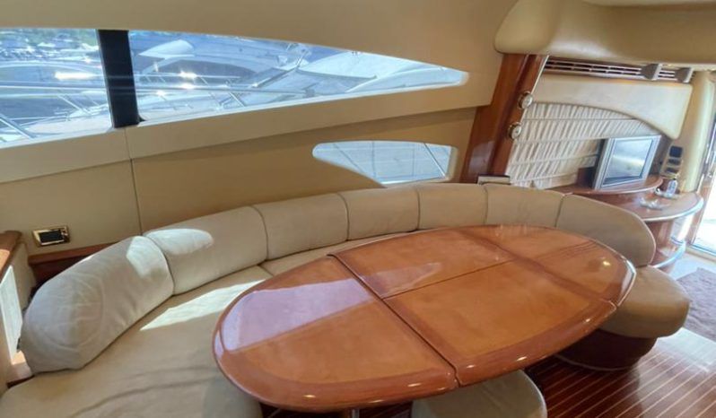 
								AZIMUT 62 full									