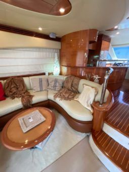 
										AZIMUT 62 full									