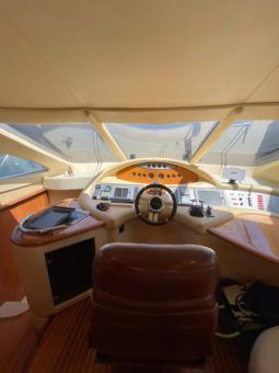 
										AZIMUT 62 full									