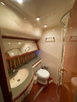
										AZIMUT 62 full									