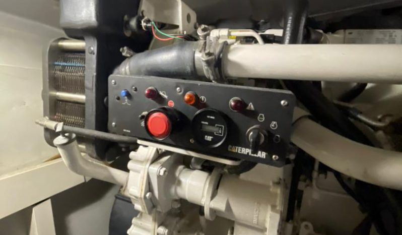 
								AZIMUT 62 full									