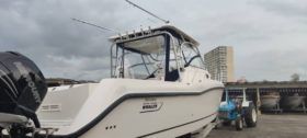 BOSTON WHALER 30.5