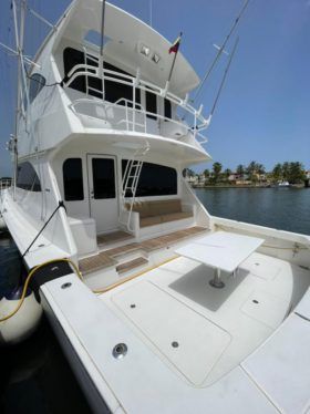 VIKING ENCLOSED BRIDGE 60