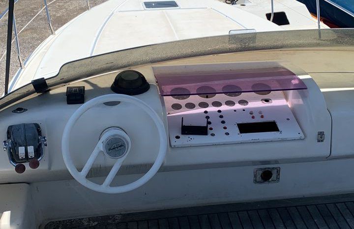 
								AZIMUT 43 full									