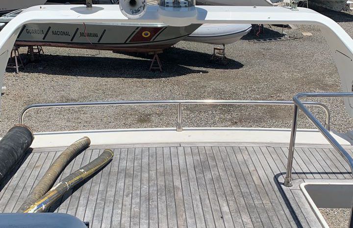 
								AZIMUT 43 full									