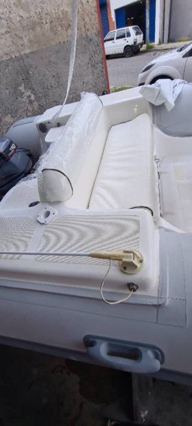 DINGHY CARIBE 20