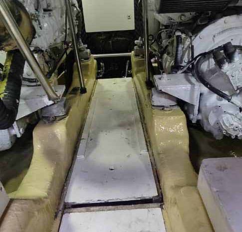
								ASTONDOA FLYBRIDGE 46 full									